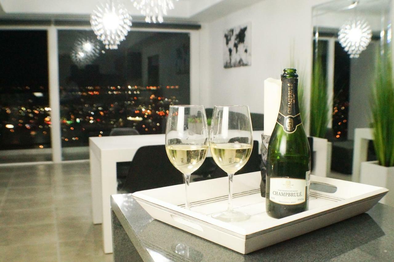 Luxurious Condo & Unparalleled Comfort InТихуана Екстериор снимка